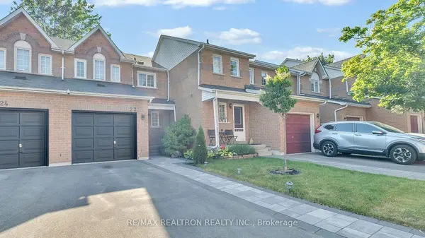 22 Macintyre LN, Ajax, ON L1T 3X3