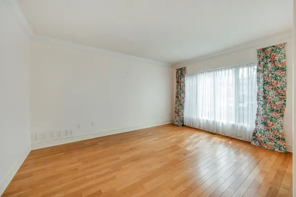 58 Brimwood CT, Pickering, ON L1V 6L1