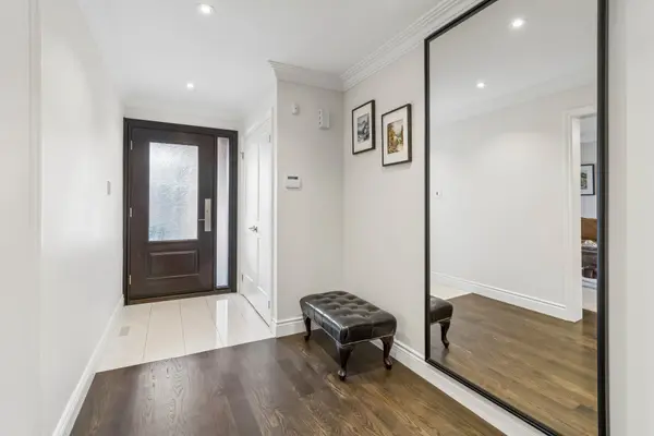 17 Garview CT, Vaughan, ON L4L 8N7