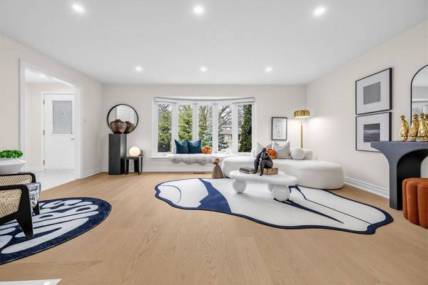 157 Orchard Heights BLVD, Aurora, ON L4G 3A3