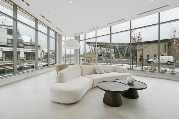 333 Sunseeker AVE E #621, Innisfil, ON L9S 0R6