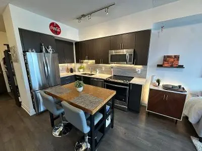 7890 Bathurst ST #1805, Vaughan, ON L4J 0J9