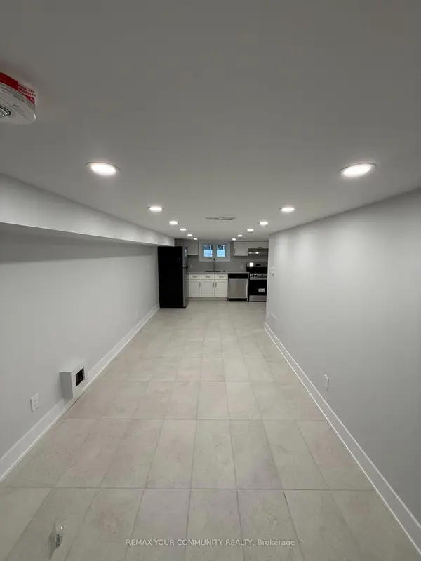 88 Spruce ST W #5 (BSMT), Aurora, ON L4G 1S1