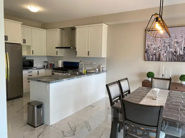 218 Prescott DR, Clearview, ON L0M 1S0