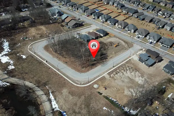 36 Joanne CRES, Wasaga Beach, ON L9Z 1R4