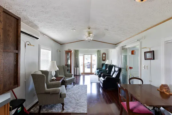 10 WINFIELD DR #30, Tay, ON L0K 2A0