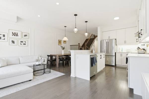 21 Morra AVE, Caledon, ON L7E 4K5