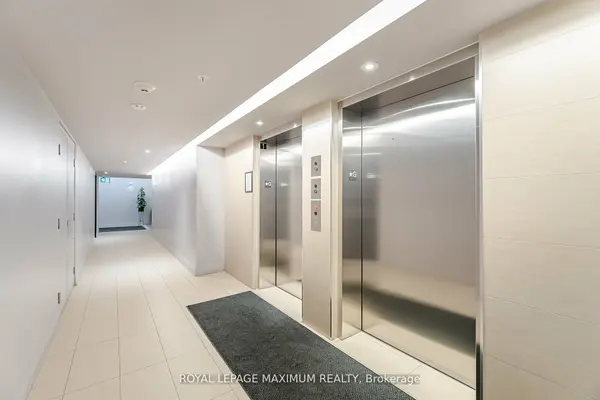 408 Browns Line #308, Toronto W06, ON M9W 3T9