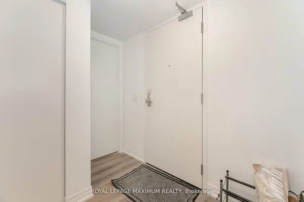 408 Browns Line #308, Toronto W06, ON M9W 3T9