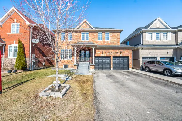 15 Heatherdale DR, Brampton, ON L7A 2H6