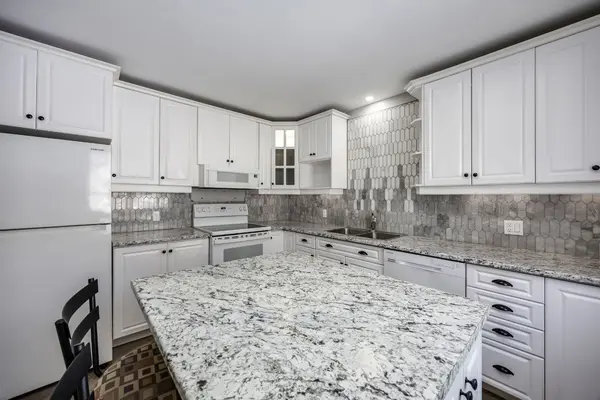 13 Creek ST, Cramahe, ON K0K 1S0