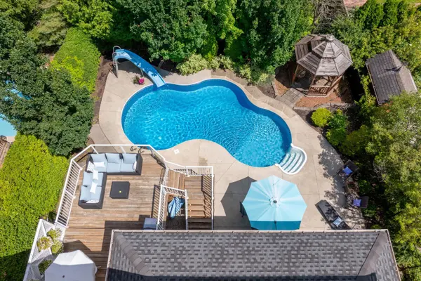 45 Fieldstone RD, Guelph, ON N1L 1B4