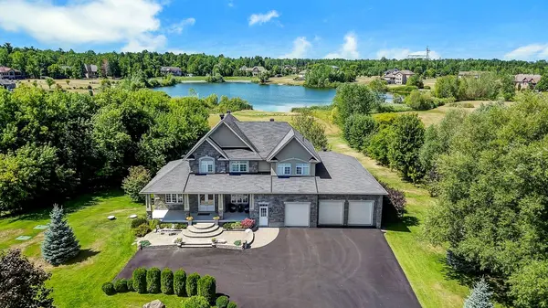 365 West Lake CIR, Carp - Huntley Ward, ON K0A 1L0