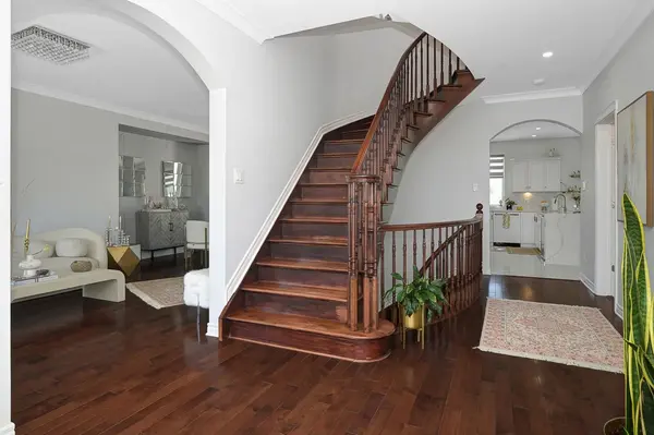 365 West Lake CIR, Carp - Huntley Ward, ON K0A 1L0