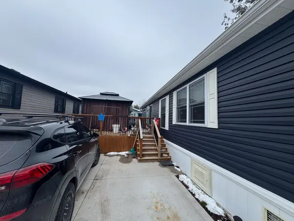 22790 Amiens RD #8, Middlesex Centre, ON N0L 1R0