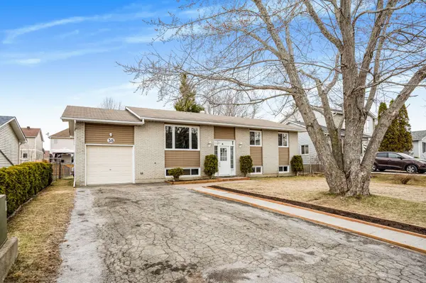 58 Castlebeau ST, Russell, ON K0A 1W0