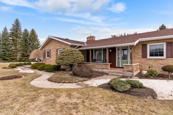 41342 Walton RD, Morris Turnberry, ON N0K 1Z0