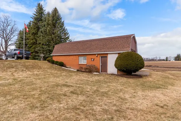 41342 Walton RD, Morris Turnberry, ON N0K 1Z0