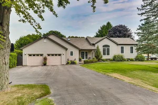 16916 Evelyn DR, Thames Centre, ON N0M 2P0