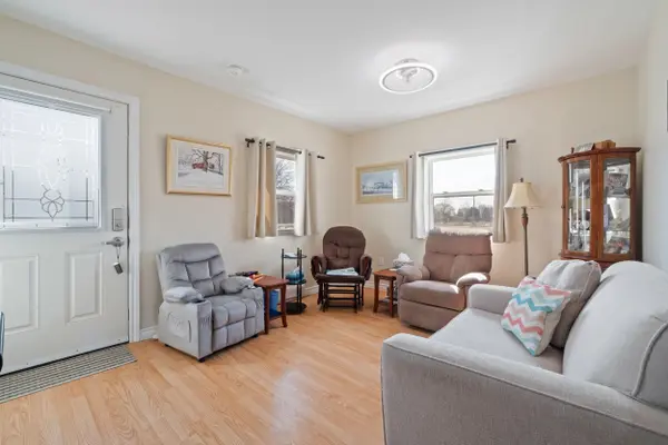 18 Bismark ST, Bluewater, ON N0M 2T0