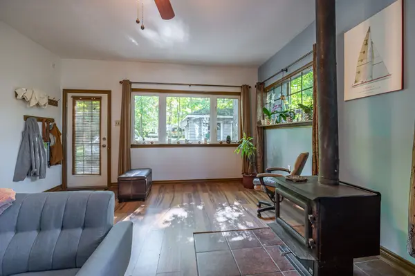 21 Cedar Bay RD N, Curve Lake First Nation 35, ON K0L 1R0