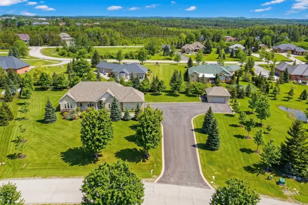 48 Brookhaven CRES, East Garafraxa, ON L9W 7M9