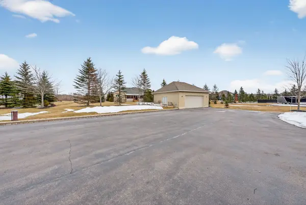 48 Brookhaven CRES, East Garafraxa, ON L9W 7M9