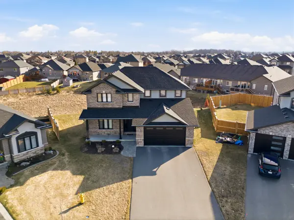 18 Mavety CT, Belleville, ON K8N 4Z5