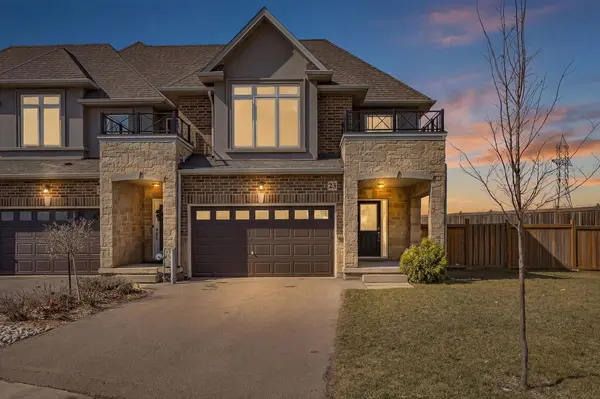 23 Pinot CRES, Hamilton, ON L8E 0J8