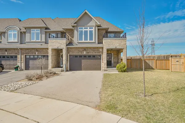 23 Pinot CRES, Hamilton, ON L8E 0J8