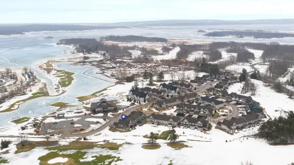 80 Links TRL, Georgian Bay, ON L0K 1S0