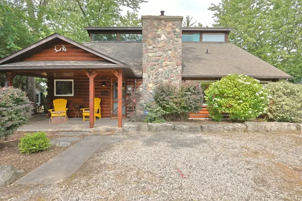 71235 Elizabeth ST, Bluewater, ON N0M 1N0