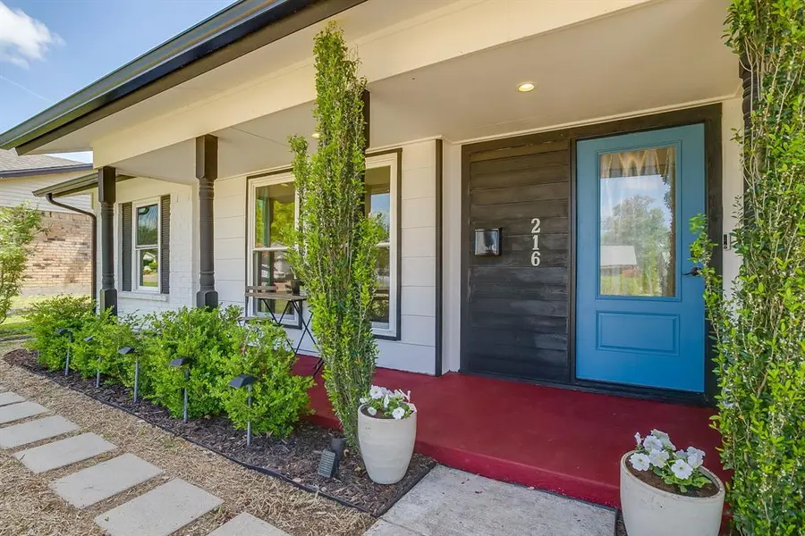 216 E Grubb Drive, Mesquite, TX 75149