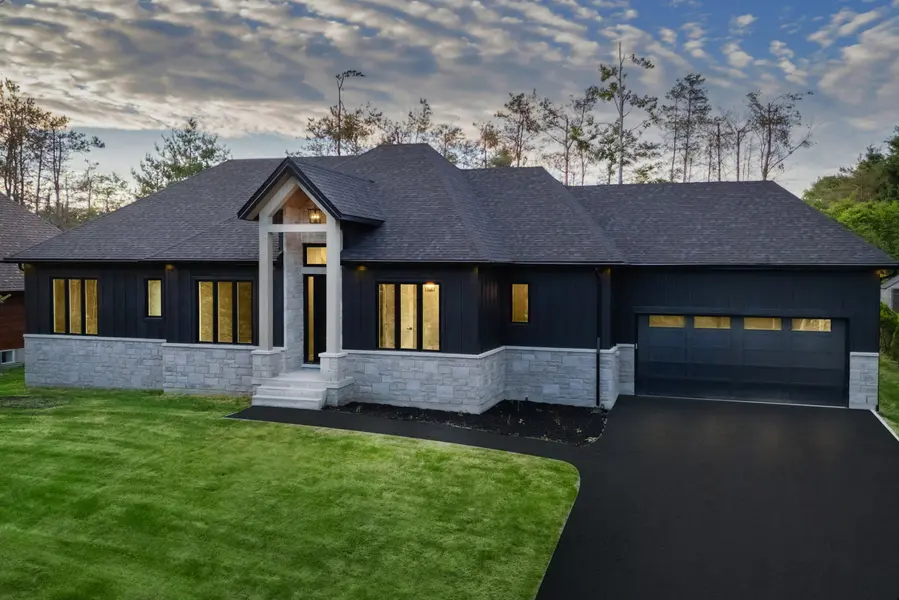 32 Alpine WAY, Oro-medonte, ON L0L 2L0