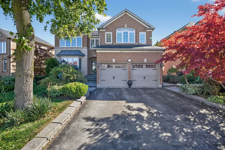 124 Royal Valley DR, Caledon, ON L7C 1A5