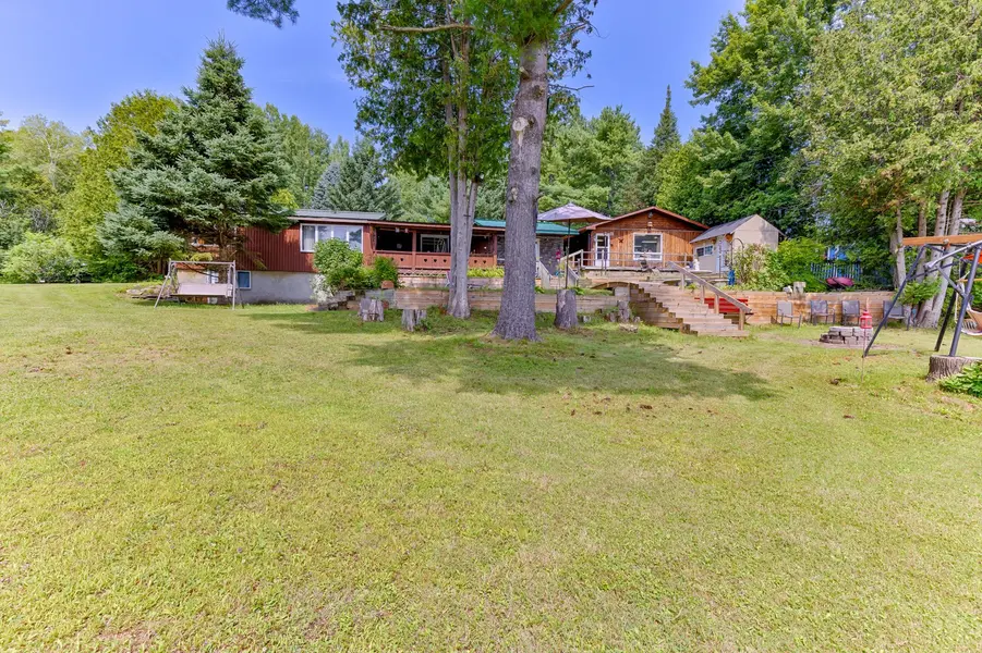 53 Downing LN, Greater Madawaska, ON K0J 1H0