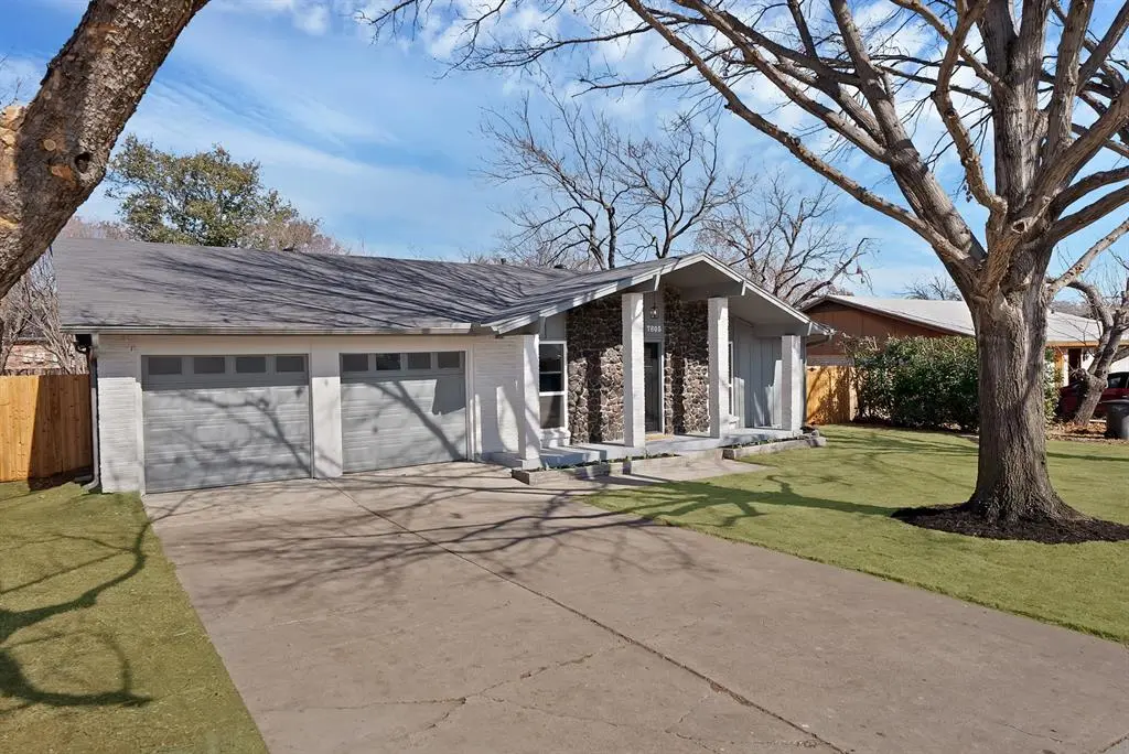 7805 Emerald Hills Way, North Richland Hills, TX 76180