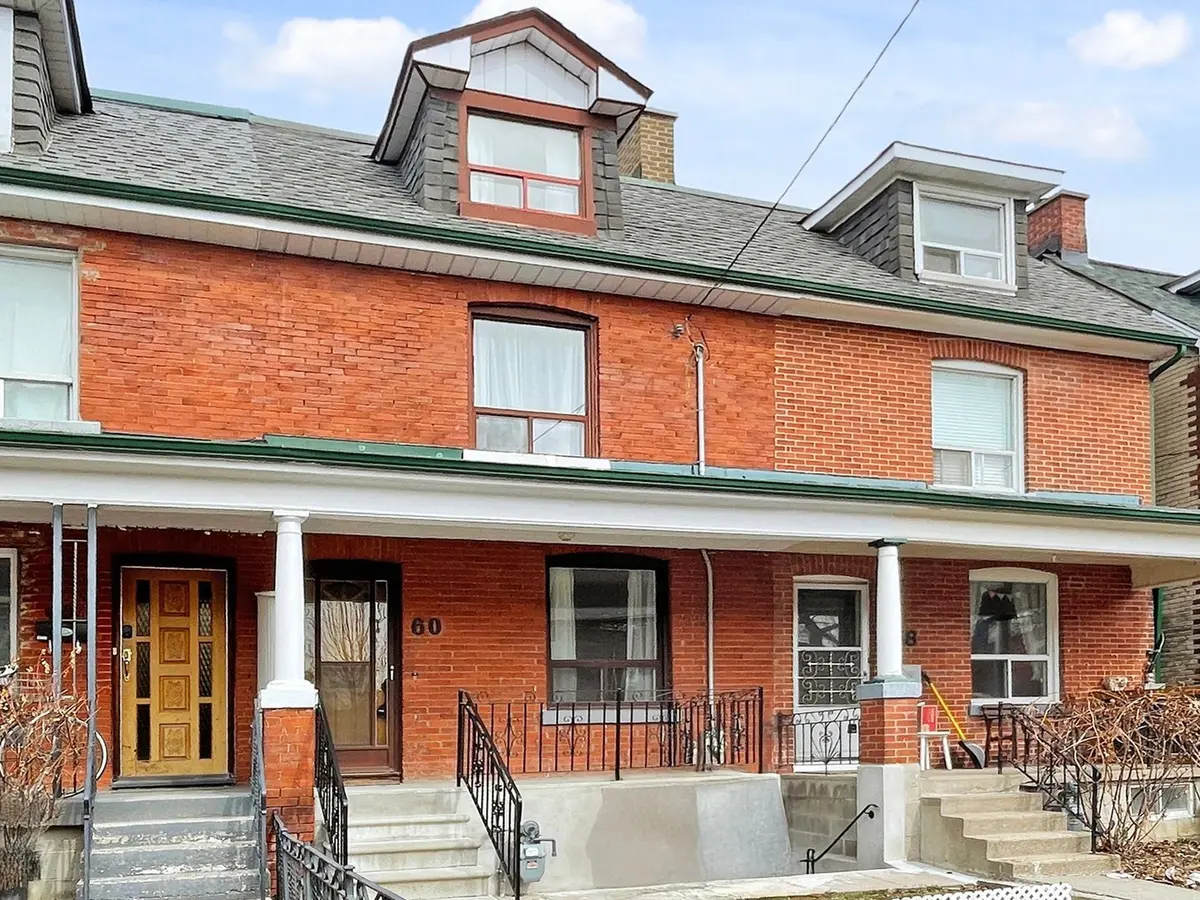 60 Ulster ST, Toronto C01, ON M5S 1E5