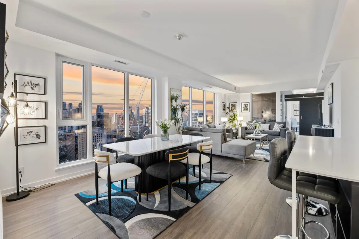 20 Edward ST #PH1, Toronto C01, ON M5G 1C9