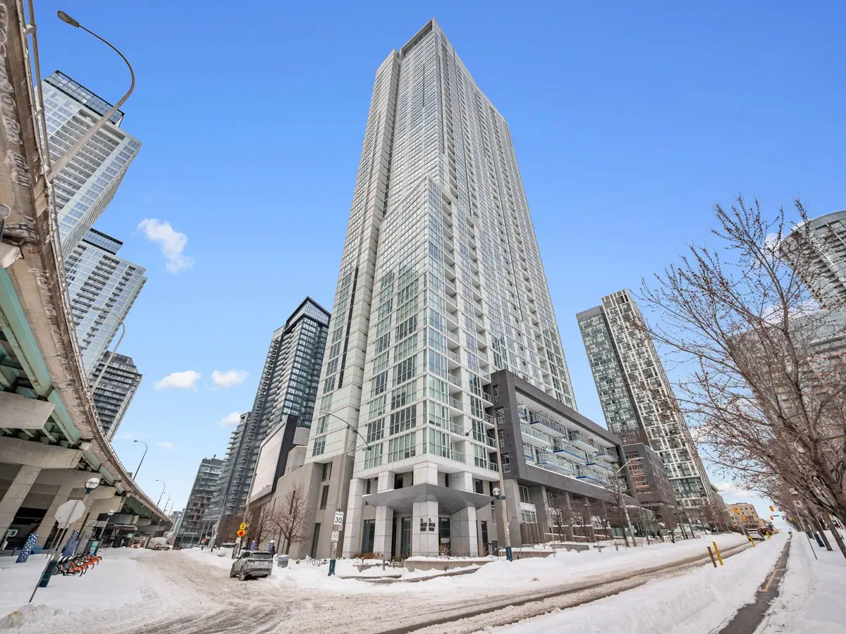 75 Queens Wharf RD #315, Toronto C01, ON M5V 0J8