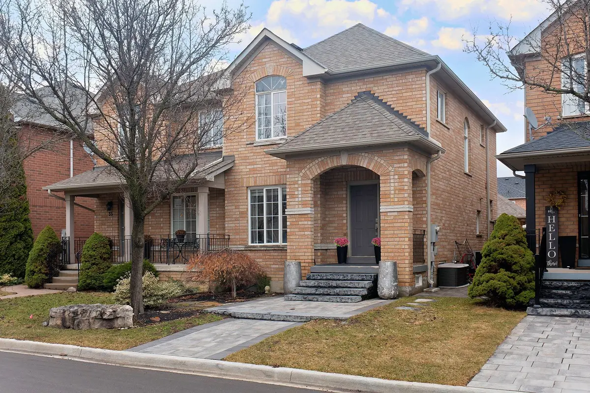 33 La Neve AVE, Vaughan, ON L4H 1M4