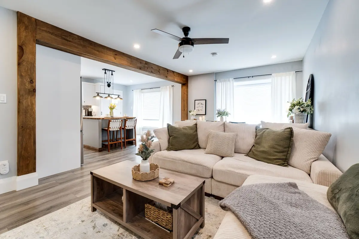 54 Blue Jay BLVD, Georgina, ON L0E 1N0