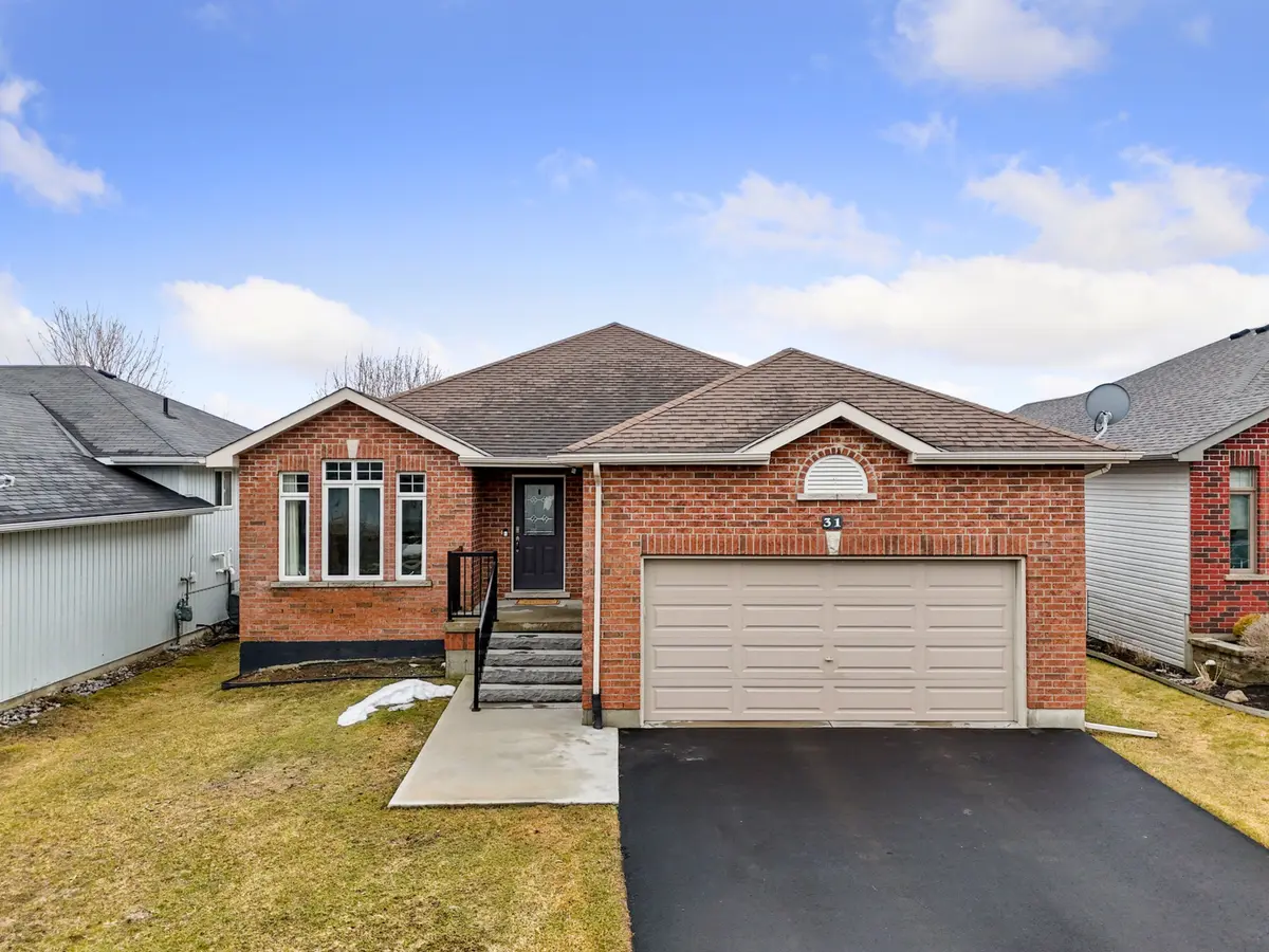 31 Fox Den DR, Brighton, ON K0K 1H0