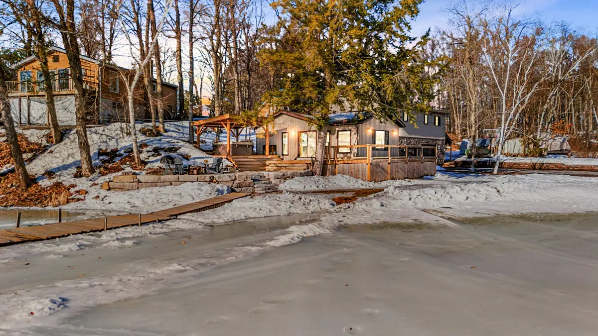 2159 EEL BAY RD, Frontenac, ON K0H 2L0