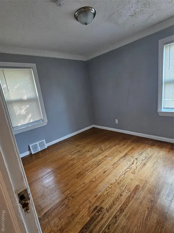 14072 Carlisle ST, Detroit, MI 48205