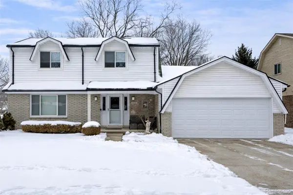 45900 Gainsborough DR, Canton Charter Township, MI 48187