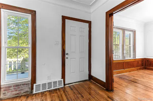 4827 GRAY ST, Detroit, MI 48215