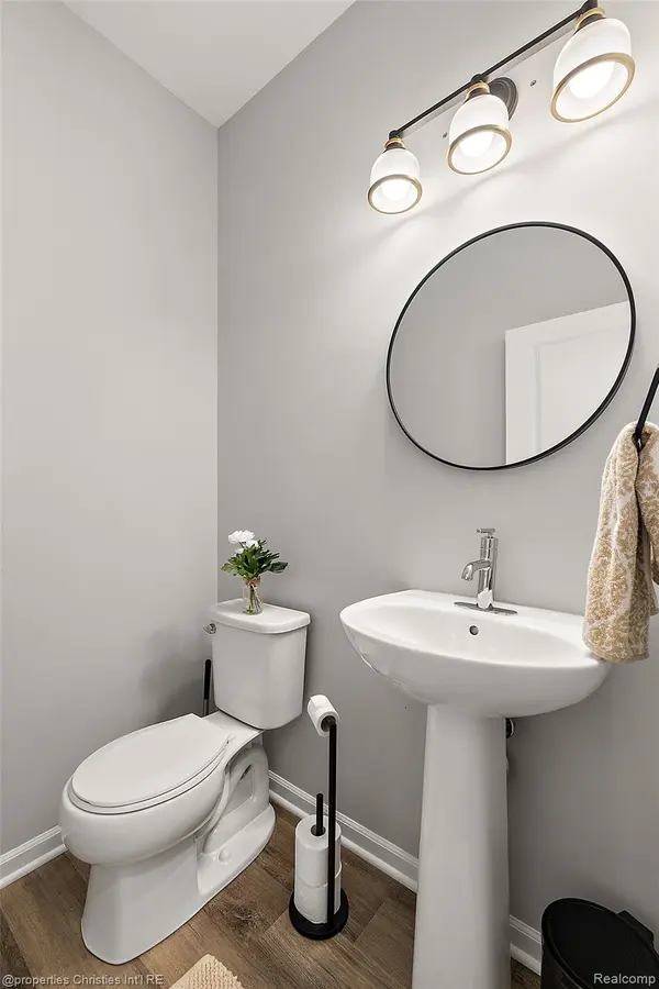 224 Sean ST, Brighton, MI 48116