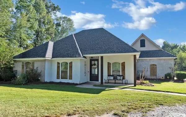 411 S Elm Street, Haughton, LA 71037