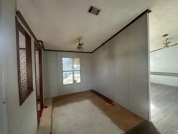 132 Juan Court, Hudson Oaks, TX 76087